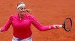 Česká tenistka Petra Kvitová během osmifinálového utkání na French Open