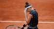 Česká tenistka Markéta Vondroušová porazila v semifinále French Open Britku Johannu Kontaovou 2:0 na sety a postupuje do finále