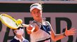Barbora Krejčíková v utkání semifinále French Open proti Marii Sakkariové