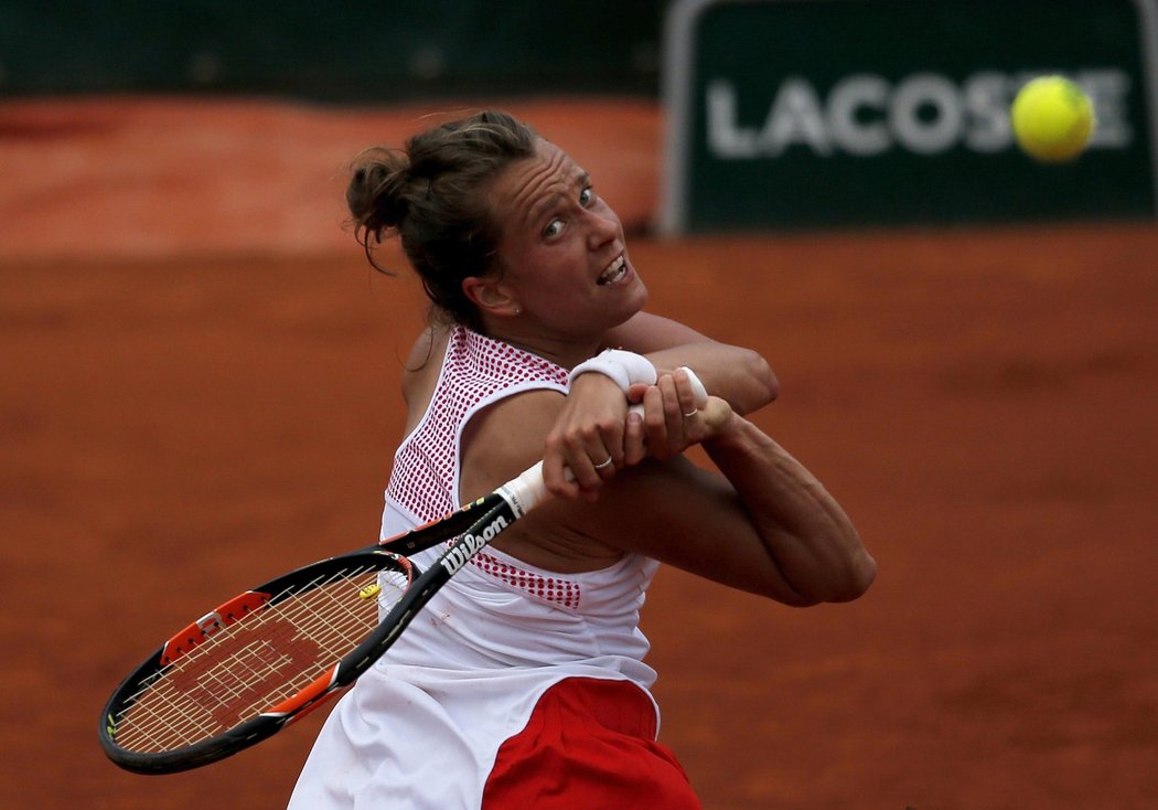 Maximální nasazení předvedla česká tenistka Barbora Strýcová na French Open. S Polkou Radwaňskou ale prohrála 1:2 na sety.