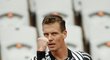 Tomáš Berdych se raduje v osmifinále French Open proti Davidu Ferrerovi