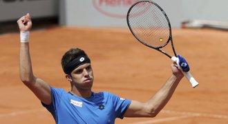 V Davis Cupu budu mít respekt, řekl Veselý po triumfu nad Rosolem