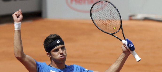 Tenista Veselý dokázal na French Open porazit Rosola