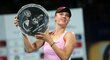 Linda Fruhvirtová loni oslavila první titul na okruhu WTA v kariéře