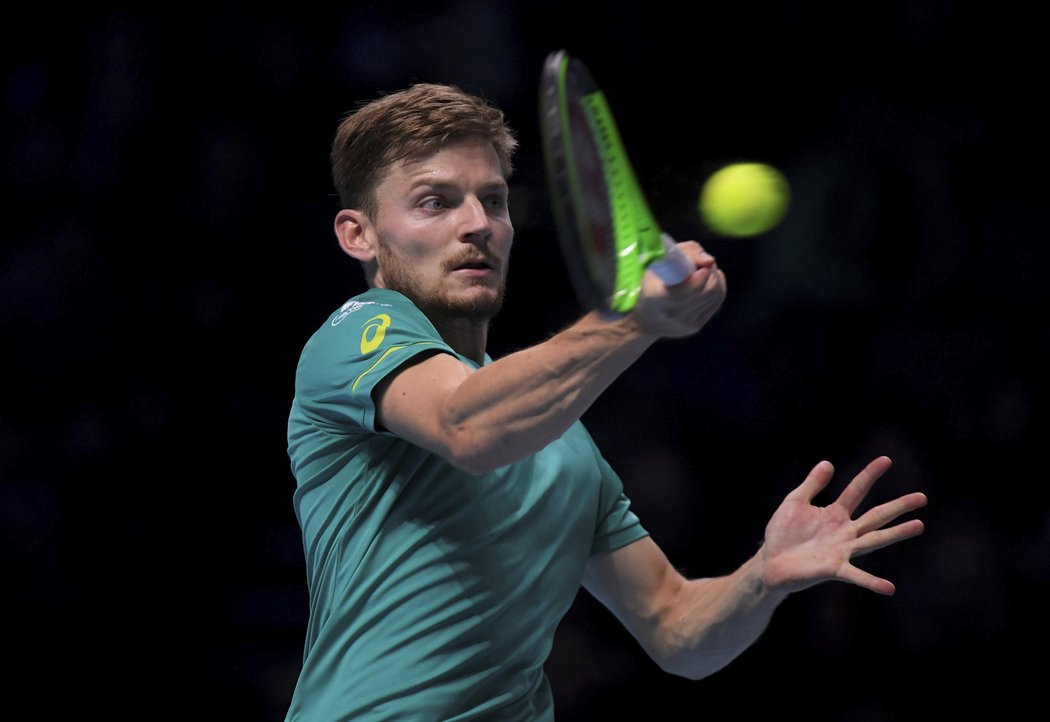 David Goffin při forhendovém úderu