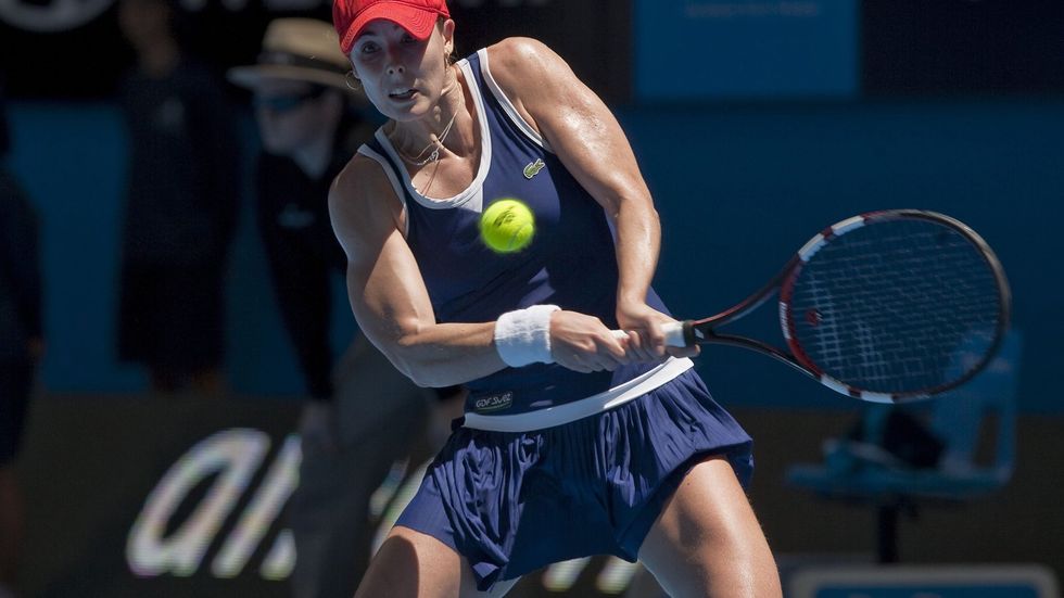Alize Cornetová z Francie na kurtu při finále Hopman Cupu málem zkolabovala, nemohla popadnout dech a plakala. Po závěrečné čtyřhře už ale plakala štěstím