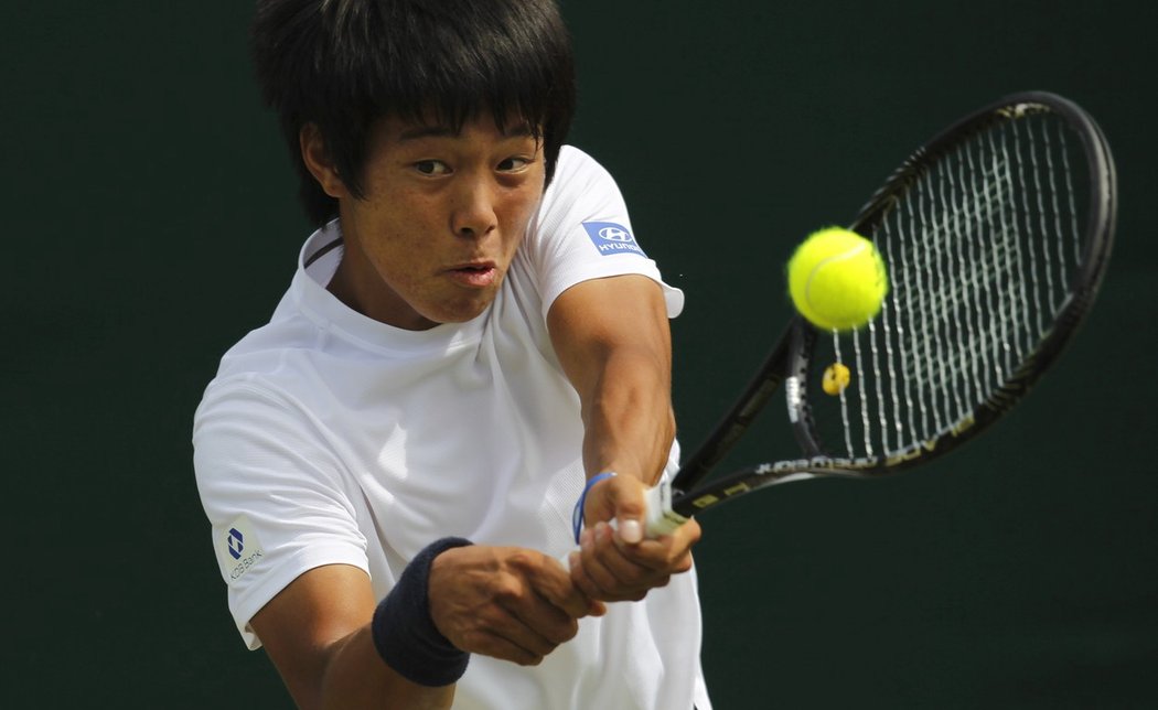 Neslyšící korejský tenista I Tuk-i si v roce 2013 zahrál wimbledonskou juniorku