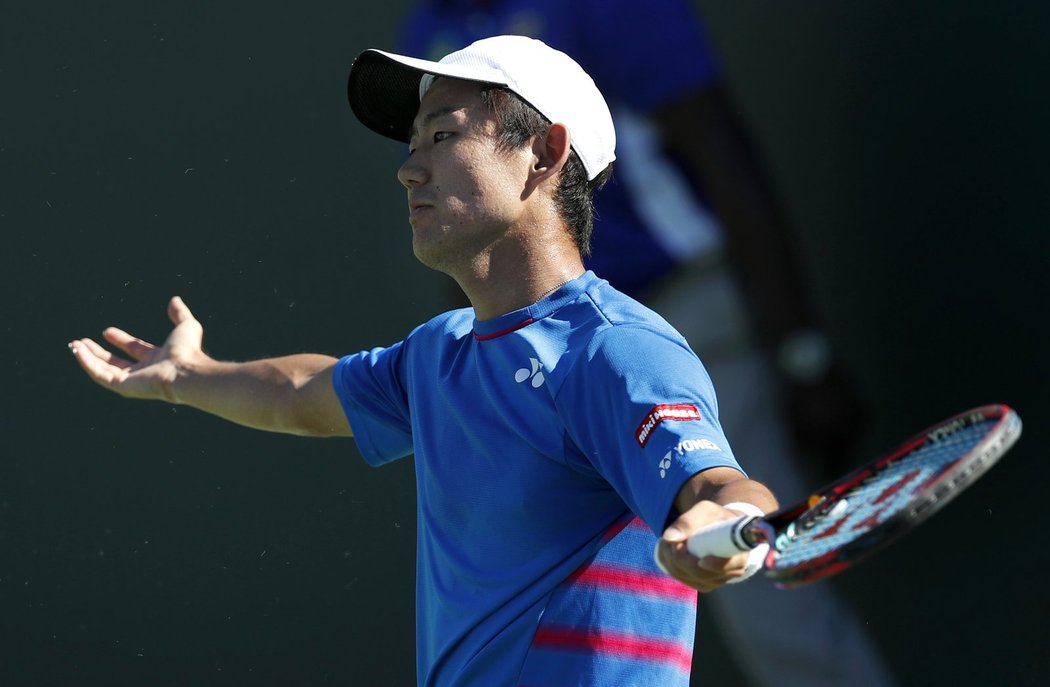 Nishioka, jenž figuruje v pořadí ATP o 56. míst níž, zápas uzavřel čistou hrou.