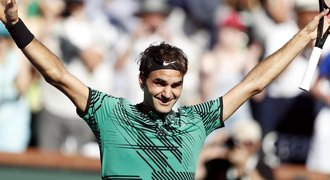 Nestárne! Federer vyřídil Wawrinku a slaví 90. titul kariéry