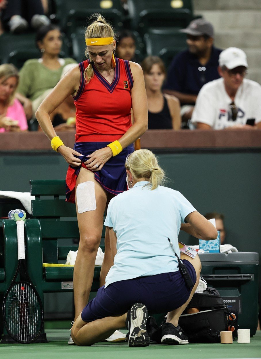 Petra Kvitová musela být ve 3. kole turnaje Indian Wells proti Bělorusce Azarenkové ošetřována