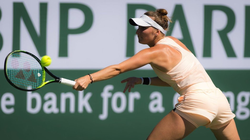 Česká tenistka Markéta Vondroušová do čtvrtfinále turnaje v Indian Wells nepostoupila. V utkání 4. kola podlehla chorvatské tenistce Petře Martičové