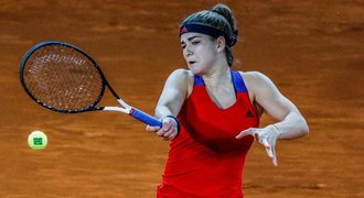 Skvělá Muchová deptala Sakkariovou, po vydřeném zvratu je ve čtvrtfinále