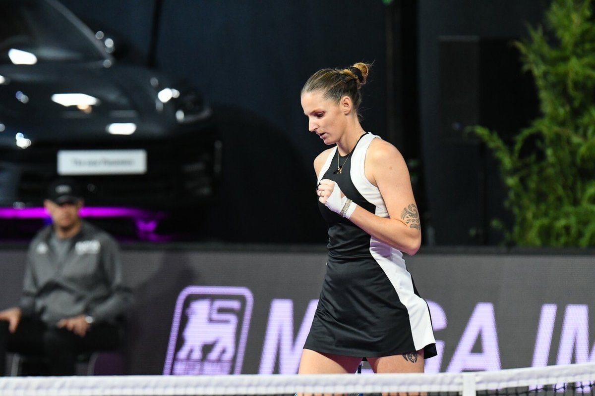 Karolína Plíšková se raduje v Kluži ze 17. titulu v kariéře
