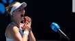 Česká tenistka Barbora Krejčíková porazila v osmifinále Viktorii Azarenkovou a postoupila do dalšího kola