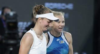 Australian Open: Krejčíková se Siniakovou jsou ve čtvrtfinále čtyřhry