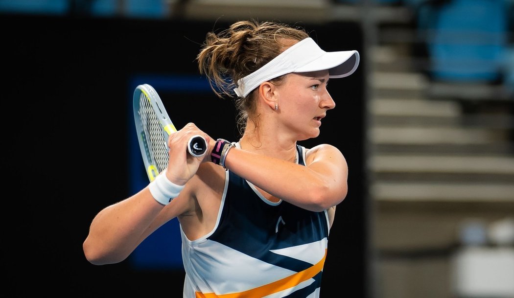 Barbora Krejčíková už na turnaji v Sydney postoupila do semifinále