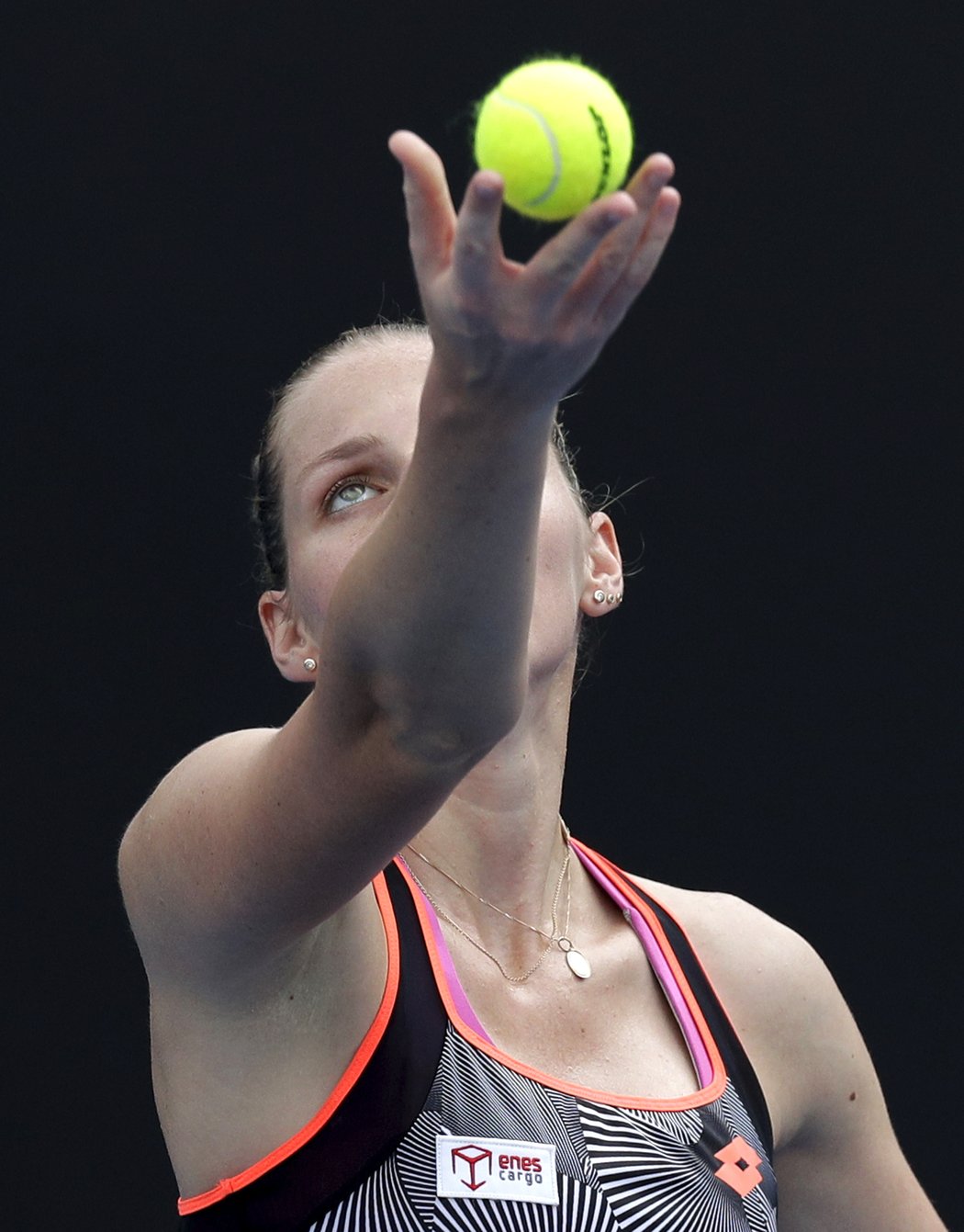 Kristýna Plíšková nenavázala na postup své sestry Karolíny a ve druhém kole Australian Open prohrála s Číňankou Čang Šuaj 3:6 a 5:7.