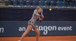 Kristýna Plíšková během zápasu proti Světlaně Kuzněcovové na turnaji v Luganu