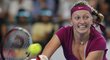 Česká tenistka potvrdila pověst bojovnice a dánskou tenistku přemohla ve třech setech