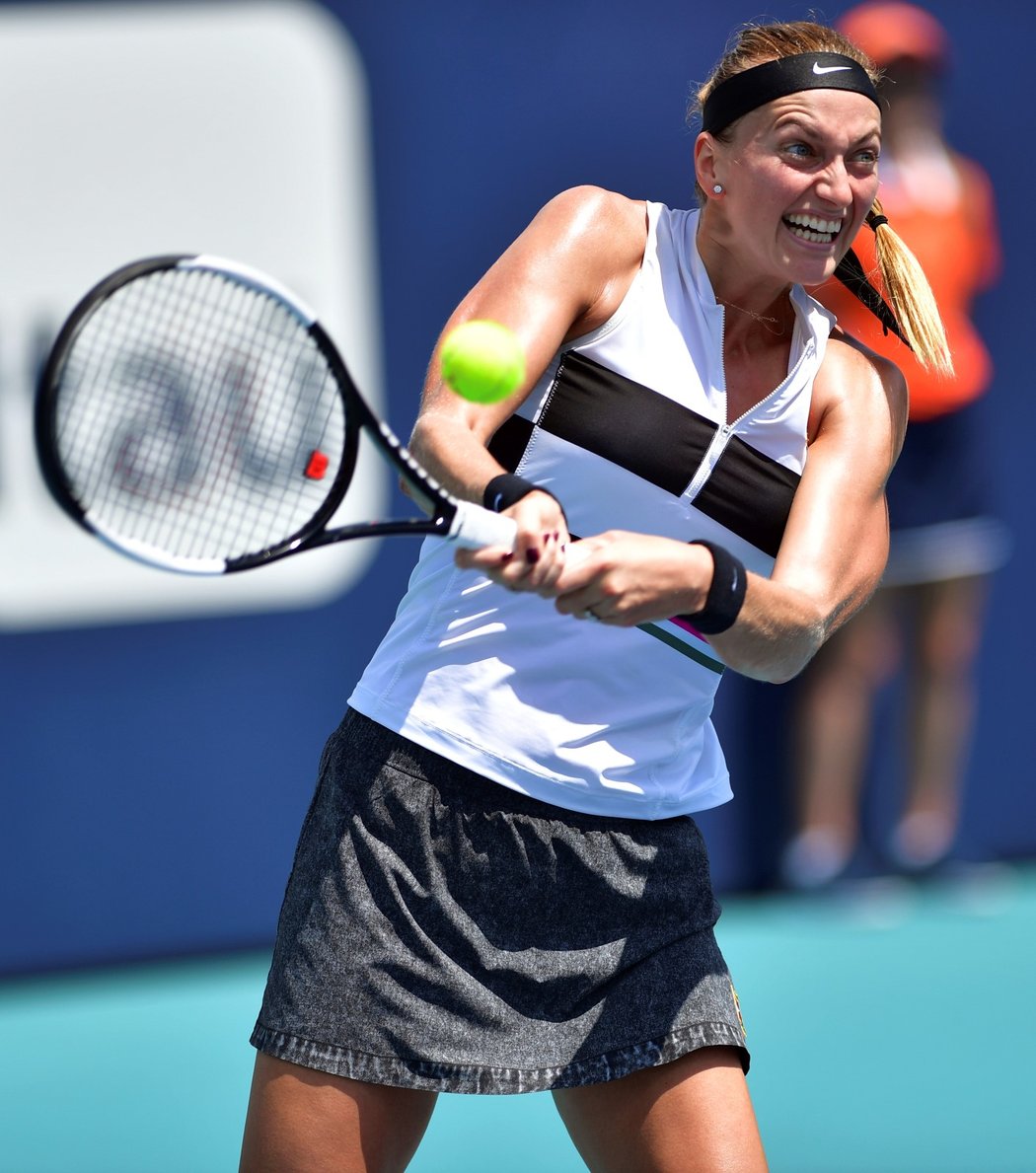 Petra Kvitová udolala Chorvatku Donnu Vekičovou a postoupila v Miami do osmifinále