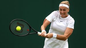 Wimbledon ONLINE: Kvitová v boji o osmifinále, Krejčíková končí