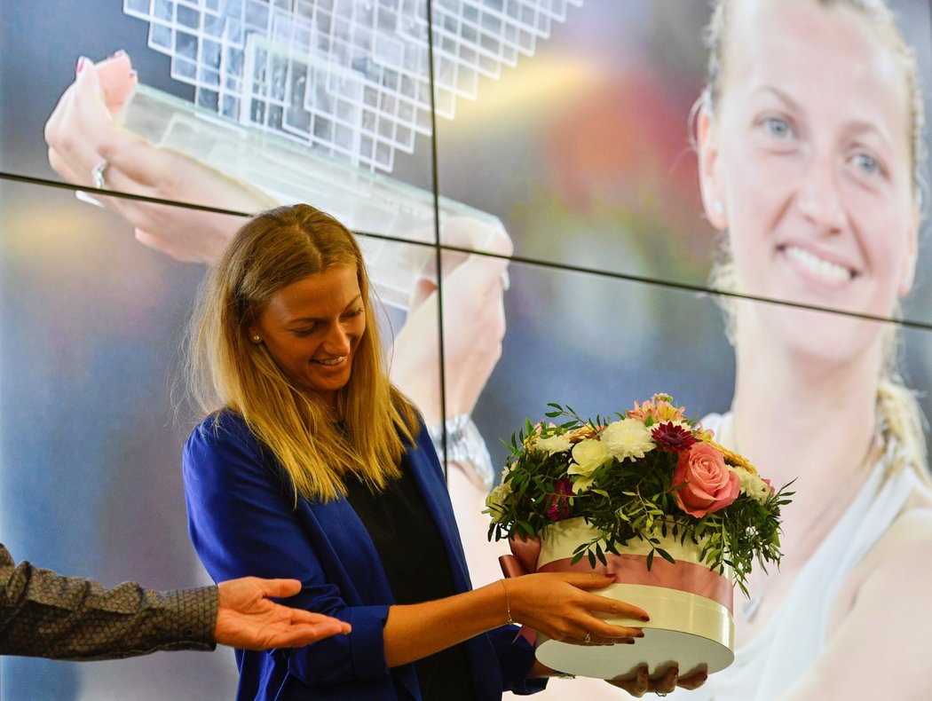 Petra Kvitová obdržela květiny za titul v Madridu