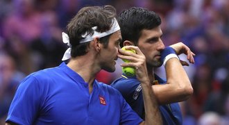 V Laver Cupu vede Evropa, hvězdný pár Djokovič - Federer ale neuspěl