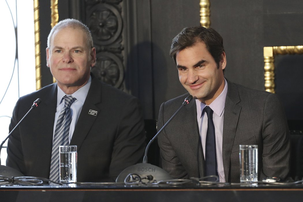 Roger Federer na tiskové konferenci