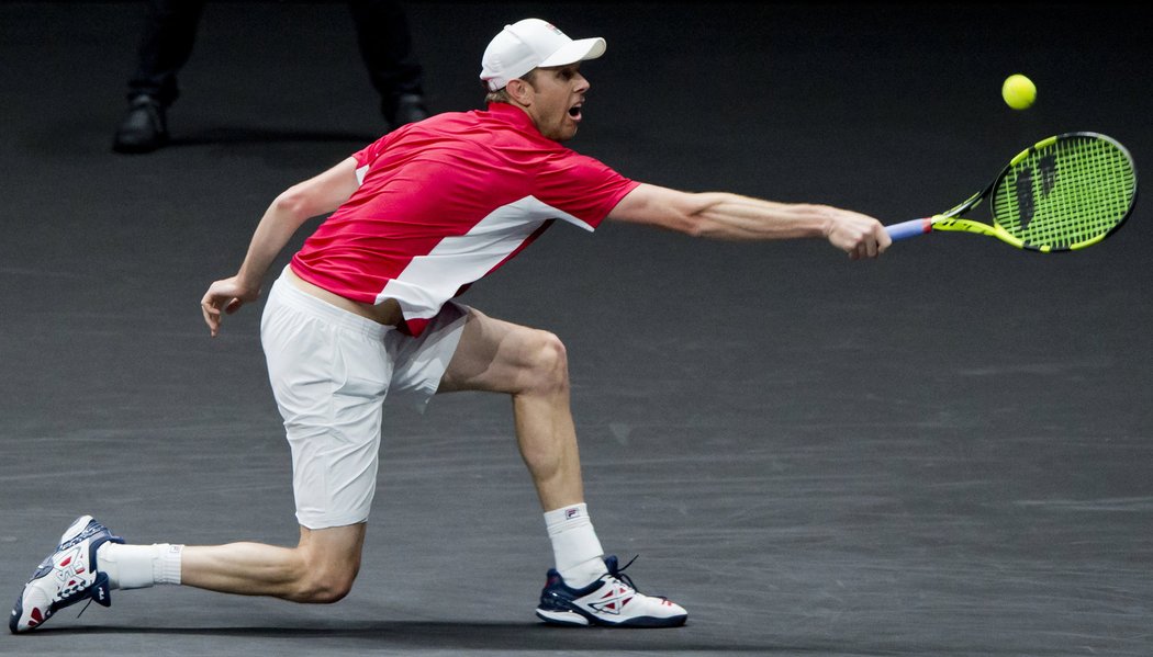 Sam Querrey na svého soupeře nestačil