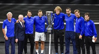 Co se povedlo na Laver Cupu? Federer jako hrdina i trenér a týmový duch