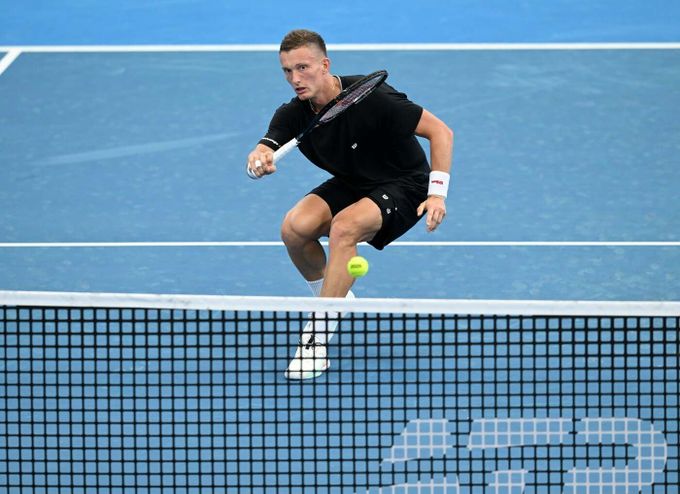 Český souboj pro Lehečku, v Brisbane porazil Macháče. Návrat Plíškové se odkládá Český souboj pro Lehečku, v Brisbane porazil Macháče. Návrat Plíškové se odkládá