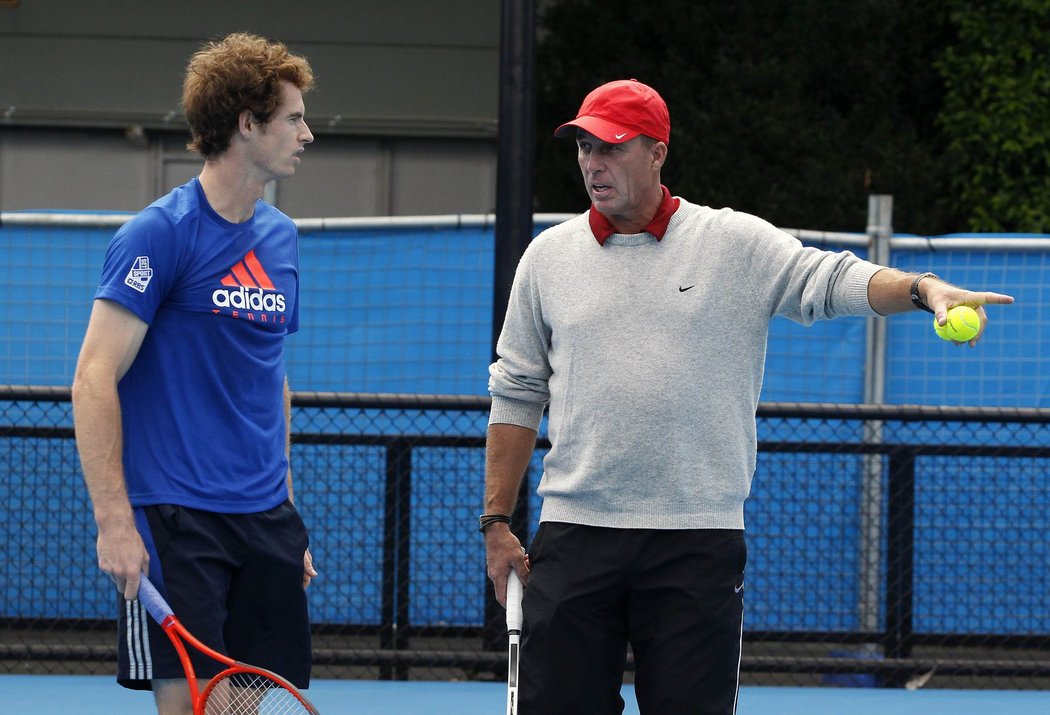Ivan Lendl koučuje svého svěřence, světovou čtyřku Brita Andy Murrayho