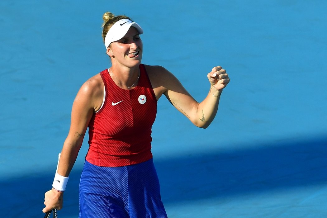 Markéta Vondroušová během 1. kola tenisového turnaje na LOH v Tokiu