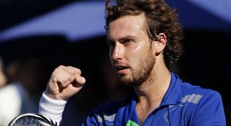 Nenasazený Gulbis napodobil Štěpánka a má titul z Los Angeles