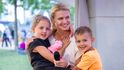 Lucie Šafářová s dětmi Leontýnkou (6) a Oliverem (4)
