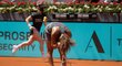 Světová dvojka, americká tenistka Naomi Ósakaová, během utkání proti Karolíně Muchové