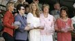 Wimbledonské šampionky. Dvě z nich jsou nyní na nože - Martina Navrátilová (vlevo) a Margaret Courtová (druhá zprava)