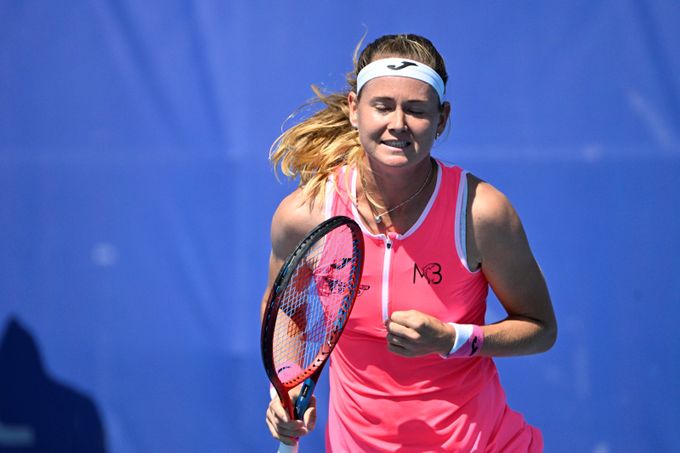 Bouzková je v Praze ve finále. V českém duelu utnula pohádku Noskové Bouzková je v Praze ve finále. V českém duelu utnula pohádku Noskové