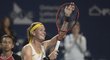 Marie Bouzková na turnaji v Torontu porazila 6:2, 7:5 osmou hráčku světa a vítězku předloňského US Open Američanku Sloane Stephensovou a postoupila do osmifinále.