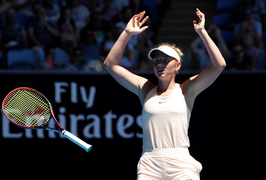 Radost mladé ukrajinské tenistky Marty Kosťukové z postupu do 3. kola Australian Open