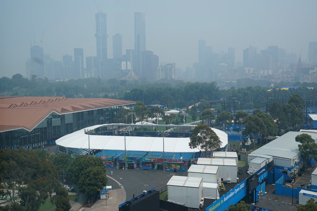 Panorama Melbourne kazí znečištěný vzduch