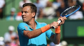 Berdych málem zlomil Federera. Co mám dělat, rozbít stůl? zlobil se