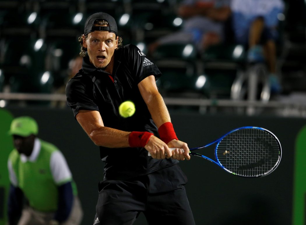 Český tenista Tomáš Berdych během utkání 3. kola na turnaji v Miami