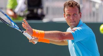 SESTŘIHY: Berdych postoupil v Madridu do osmifinále, Nadal zvládl drama