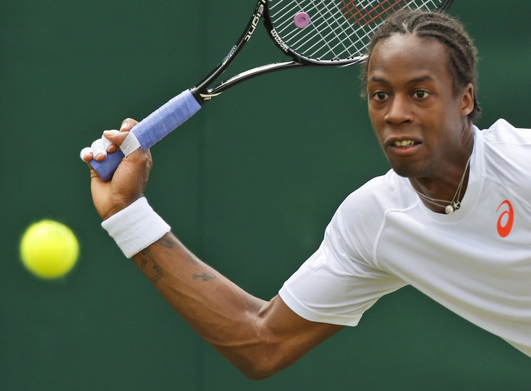 Gael Monfils na českého tenistu nestačil.