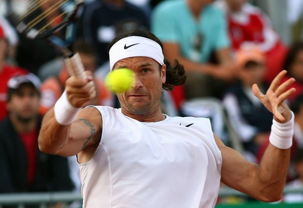 Carlos Moya je legendou španělského tenisu Carlos Moya je legendou španělského tenisu