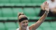 Karolína Muchová v Soulu dál živí naději na premiérový titul z turnaje WTA. Australanku Priscillu Honovou porazila 6:3, 6:3 a podruhé v kariéře postoupila do semifinále.