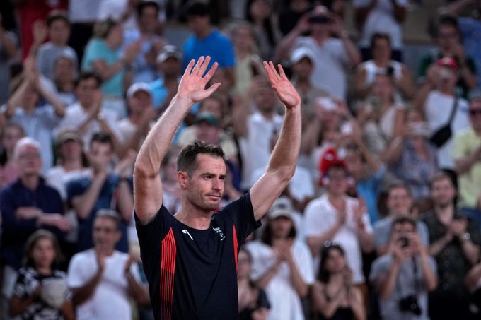 Murray se loučil s kariérou: Jsem hrdý. Stejně jsem tenis neměl rád, vtipkoval Murray se loučil s kariérou: Jsem hrdý. Stejně jsem tenis neměl rád, vtipkoval