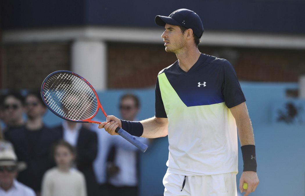  Andy Murray bojoval o postup do posledního míčku