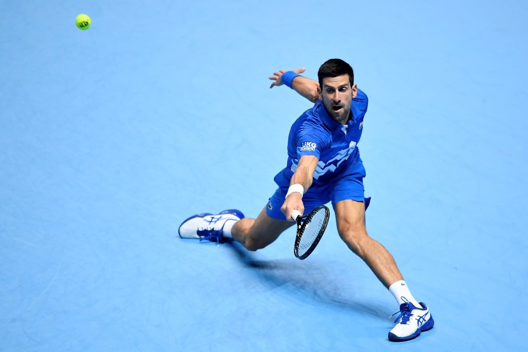 Novak Djokovič útočí v londýnské O2 aréně na šestý triumf na Turnaji mistrů